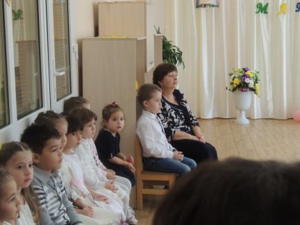 Собственник:  Первый лицензированный частный детский сад"Ёлочка"