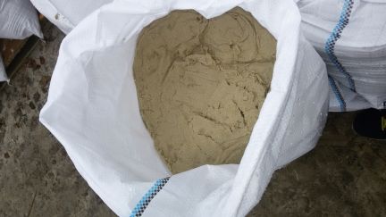 владимир:  Керамзит песок отсев в мешках