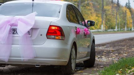 Рамиль:  Аренда Volkswagen Polo на свадьбу. День рождения