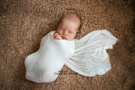 Дарья:  Фотосессия новорожденных