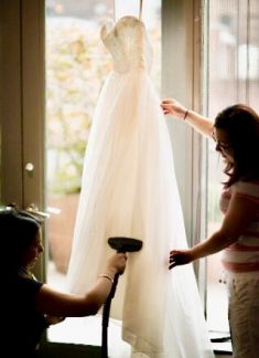 Свадебный ShowRoom N1:  Отпаривание Одежды, Костюмы, Свадебное Платье