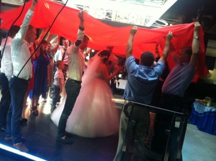 Оксана:  Ведущая свадьбы