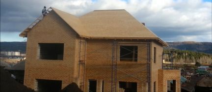 Геннадий:  Строим дома и крыши