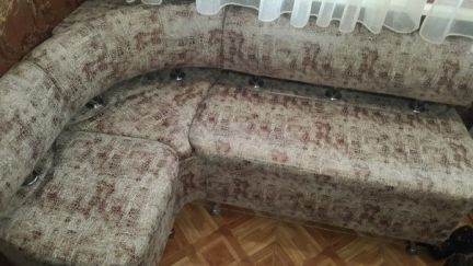  Перетяжка мягкой мебели в Симферополе и Крыму
