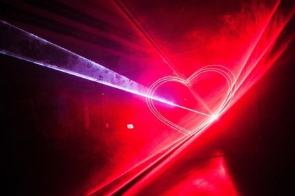 Юлия: Лазерное шоу на свадьбу, юбилей Юлия: Лазерное шоу на свадьбу, юбилей