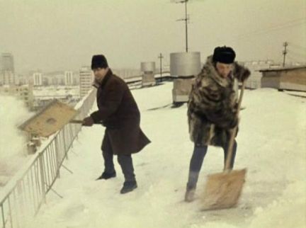 Вячеслав:  Чистка крыш от снега и наледи