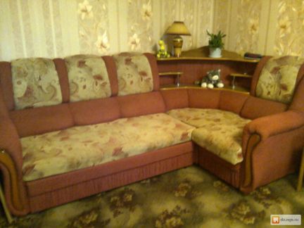 Авито нижегородская область мебель. Угловой диван б/у. Бэушные диваны. БЭУШНАЯ мебель диван. Мягкий уголок с баром и подсветкой.