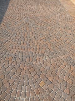 Посадский Камень:  Укладка тротуарной плитки от производителя