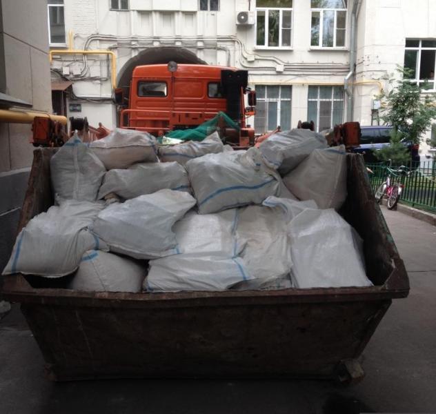 Перевозки НН:  Вывоз мусора с грузчиками и без