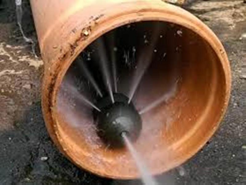 Валерий:  Прочистка канализации, устранение засоров труб 