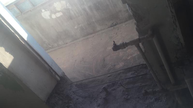Сумбат:  Демонтаж квартир Слом стен