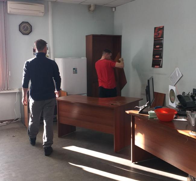 Виталий:  Заказать грузчиков, вызвать сборщиков мебели в Барнауле