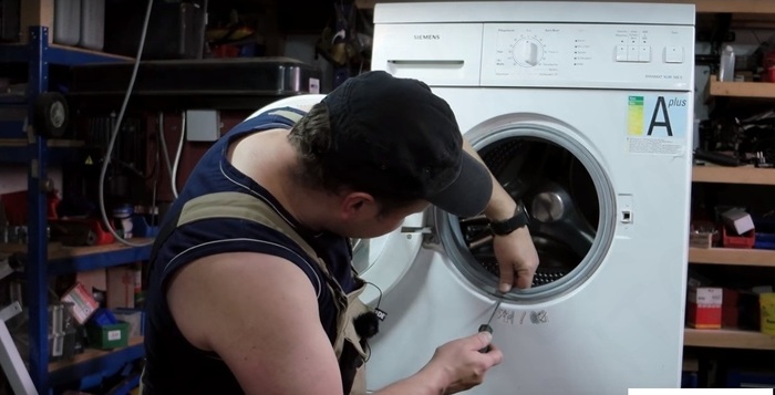 Алексей:  Ремонт бытовой техники и стиральных машин на дому