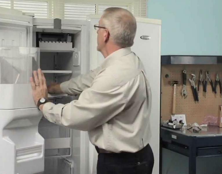 Григорий:  Мастер по ремонту холодильников Самара