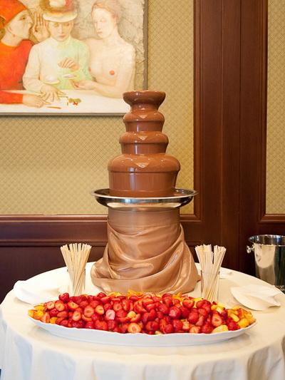 Lisa Events:  Шоколадный фонтан КМВ