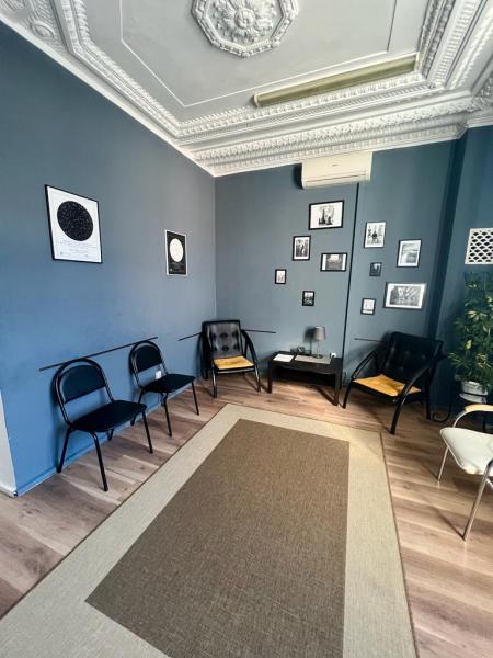 Офис на час :  Кабинет в почасовую аренду для консультаций психолога