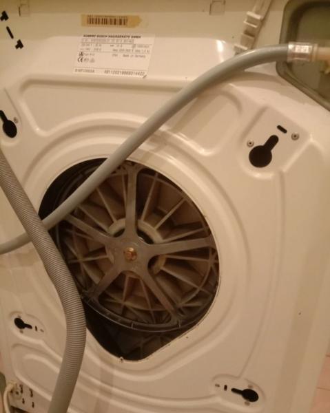 Игорь:  Ремонт стиральных машин на дому