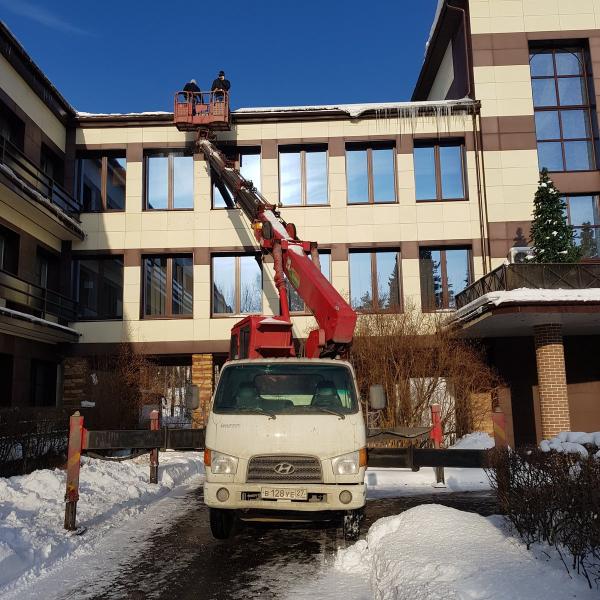 Аренда:  Аренда автовышки ,услуги автовышки 
