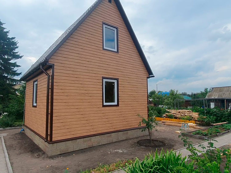 Частный мастер:  Строительная бригада построит дачный дом в Пензе