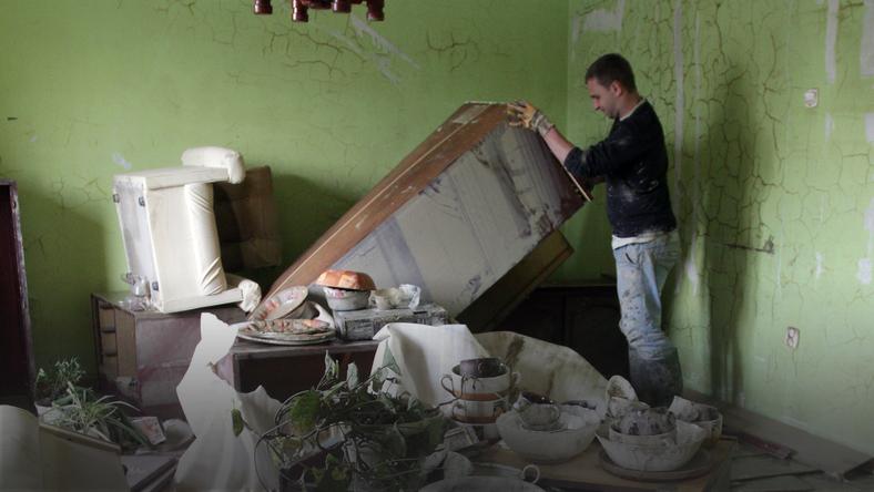 Сергей Бударин:  Вывоз строительного мусора, вывоз мебели + грузчиками