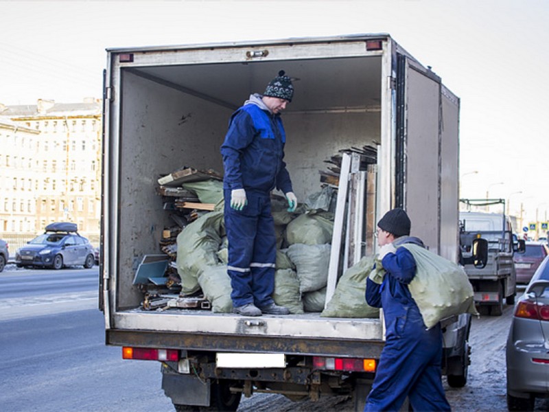 Елена:   Вывоз мусора, грузоперевозки  по Тюмени и межгороду
