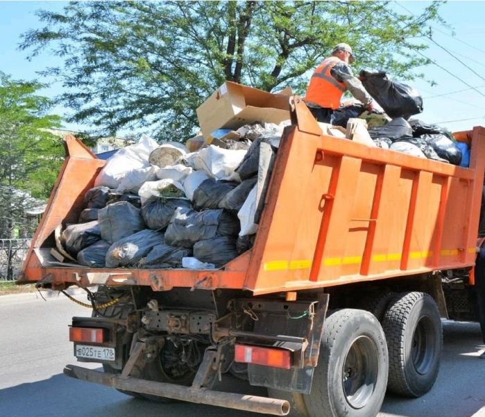 Роман:  Вывоз мусора по Брянску и области