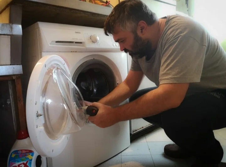 Михаил:  Ремонт стиральных машин и пылесосов✅