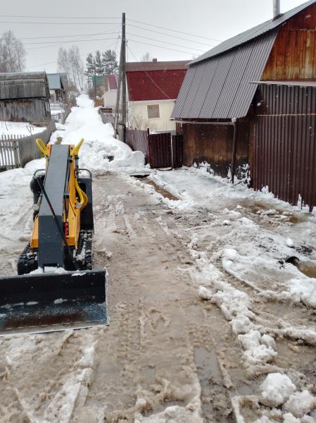 nicolai:  Уборка снега минитрактором