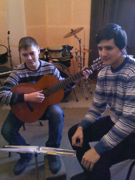 Андрей:  Педагог по гитаре (Краснообск) 