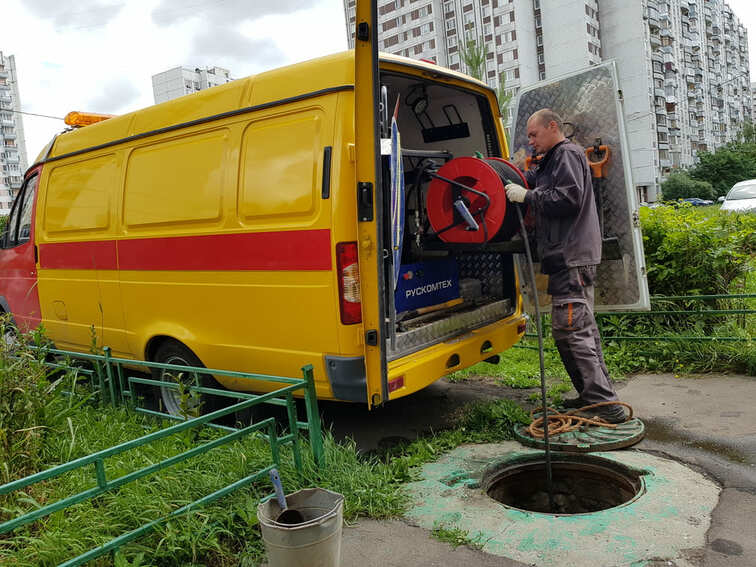 Максим:  Гидродинамическая прочистка канализации в Жуковском