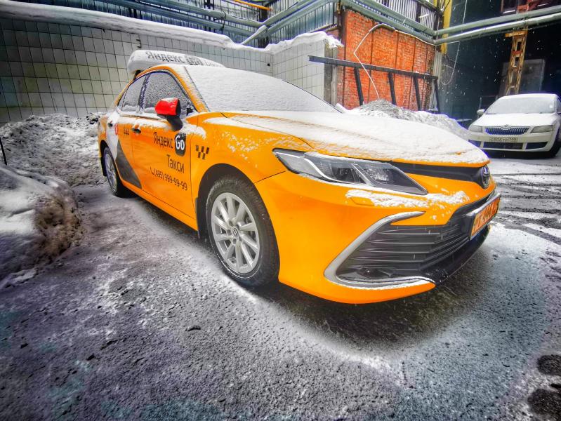 Аренда Камри. Водитель такси.