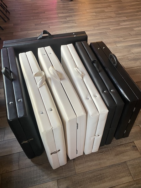 Аренда массажных ( косметологических) столов, кушеток