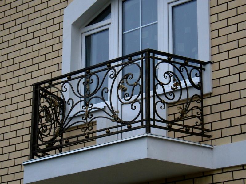 АртСталь:  Решетки оконные, балконы