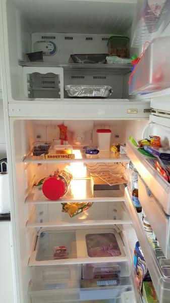 Сергей:  Ремонт холодильников на дому, гарантия