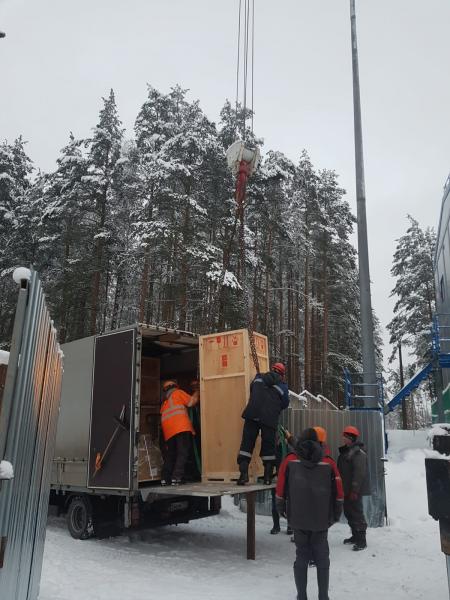 Кирилл:  Грузоперевозки 2 тонны гидроборт Санкт-Петербург 