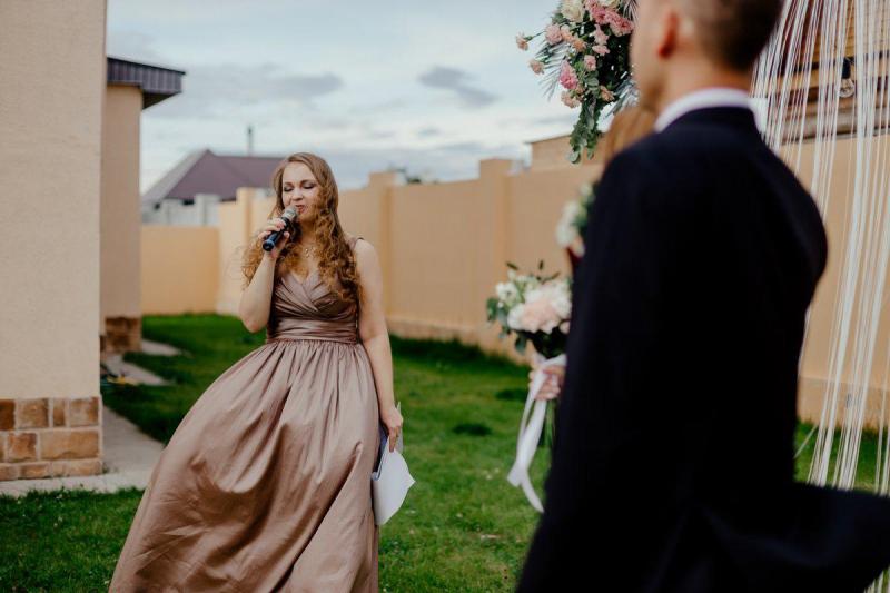 Ольга Герцева:  Выездной регистратор, ведущая свадебной церемонии