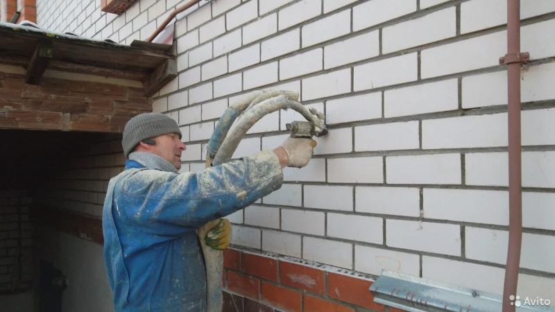 Владимир:  Утепление домов заливка пустоты между стен,напыление