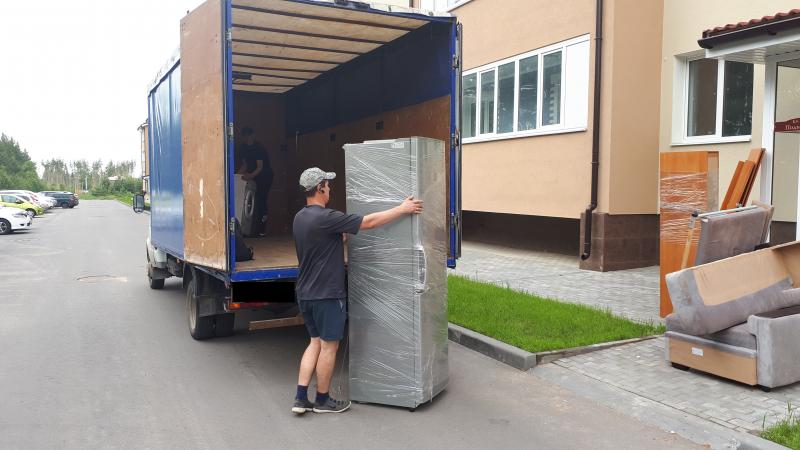 Виталий:  Грузоперевозки Газель 3 метра с грузчиками Переезд