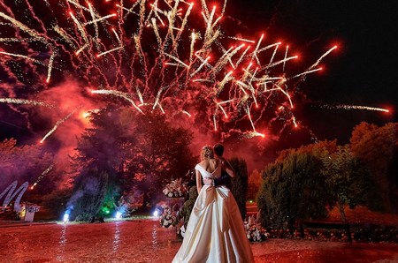 Технологии огня:  Холодные фонтаны, фейерверк на свадьбу