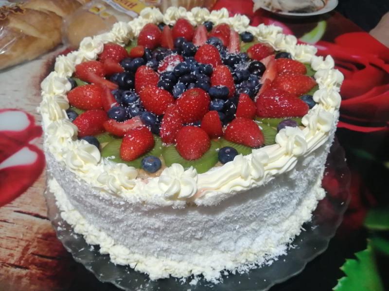 Юлия:  Изготовление фруктового торта  