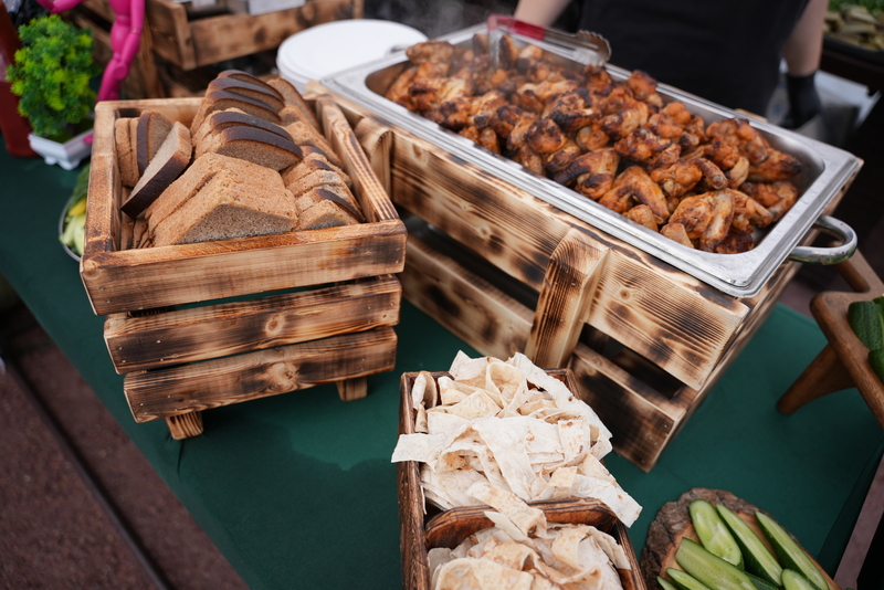 Выездной кейтеринг в Москве