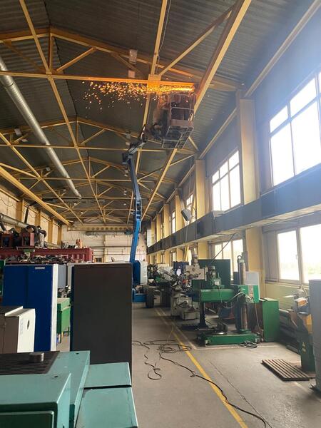 Нивелировка, рихтовка путей мостового крана.