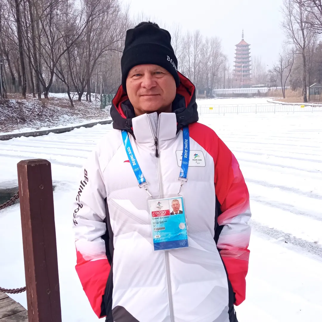 Владимир:  Инструктор по горным лыжам