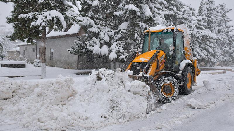 Олег:  Механизированная уборка снега 
