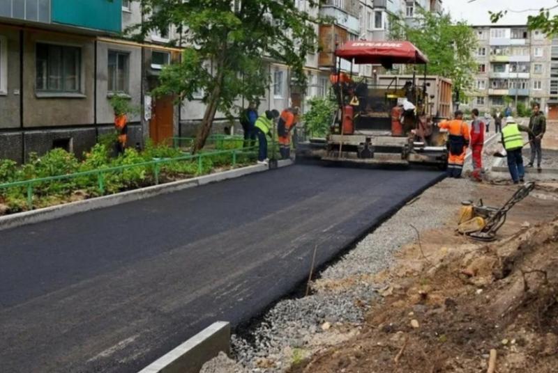 Самвел:  Асфальтирование и ремонт дорог в Подольске, Укладка асфальта