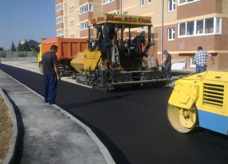 Самвел:  Асфальтирование и ремонт дорог в Серпухове, Укладка асфальта