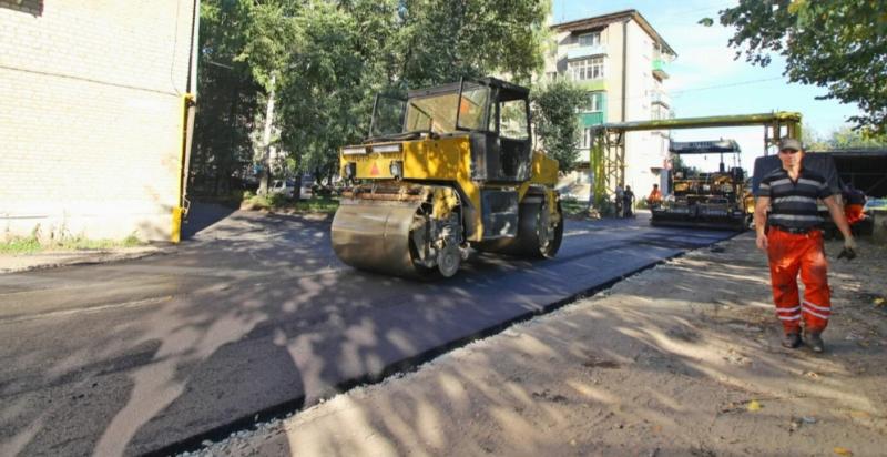 Самвел:  Асфальтирование и ремонт дорог в Подольске, Укладка асфальта