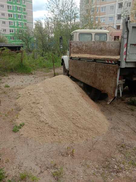 Услуги Газон самосвал боковой свал,выгрузка назад .