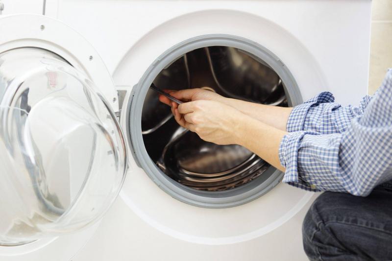 Андрей:  Мастер по ремонту стиральных машин