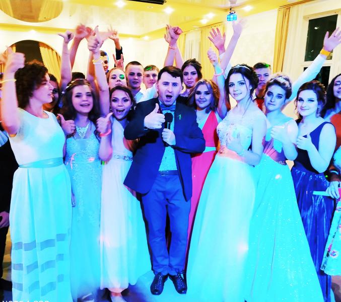 Ведущий Алекс Рахимов:  Ведущий на свадьбу , юбилей , корпоратив 